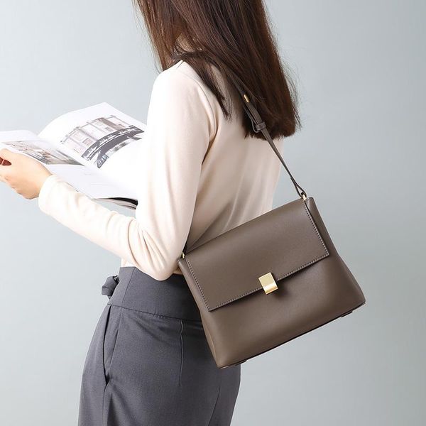 evening bags leather stiletto bag women's 2021 trend advanced feeling oblique cross-ocean gas senior niche shoulder
evening bags leather stiletto bag women's 2021 trend advanced feeling oblique cross-ocean gas senior niche shoulder