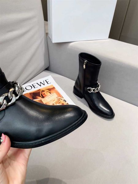 boots autumn/winter selling knight women's cowskin size 35-40 41 yards need to be customized, Black
boots autumn/winter selling knight women's cowskin size 35-40 41 yards need to be customized, Black