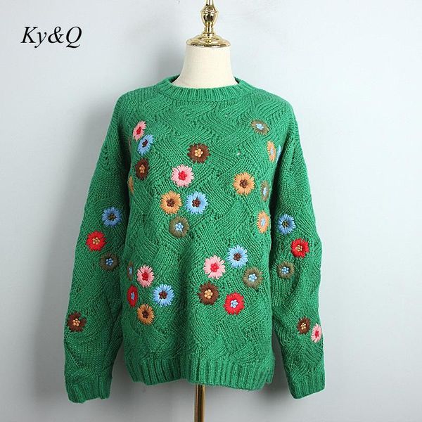 women winter fashion green long sleeve sweater color flower embroidery pullover sweet clothes 2021 women's sweaters, White;black
women winter fashion green long sleeve sweater color flower embroidery pullover sweet clothes 2021 women's sweaters, White;black