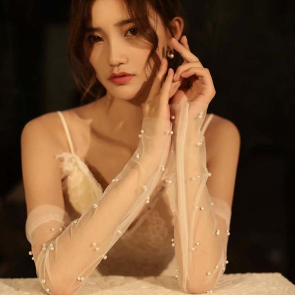 five fingers gloves wedding women white fingerless pointed bridal long lace pearl chiffon marriage party gifts accessories, Blue;gray
five fingers gloves wedding women white fingerless pointed bridal long lace pearl chiffon marriage party gifts accessories, Blue;gray
