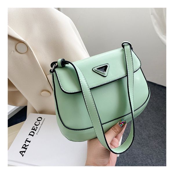 new spring and summer solid color large capacity women's fashion style single shoulder diagonal bag purses outlet
new spring and summer solid color large capacity women's fashion style single shoulder diagonal bag purses outlet
