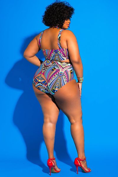 multicolor printing women biniki swimwear 2021 summer latest plus size square collar sleeve ny one piece bathing suit, White;black
multicolor printing women biniki swimwear 2021 summer latest plus size square collar sleeve ny one piece bathing suit, White;black