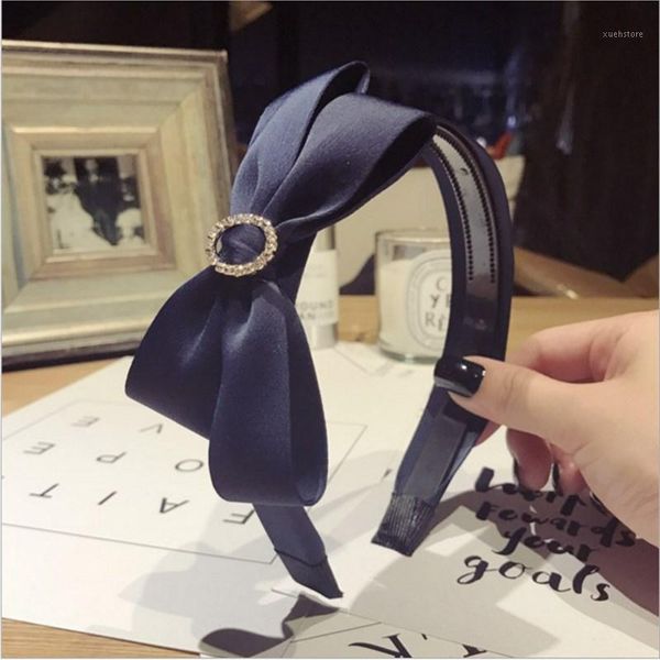 fashion boutique hair accessories women's sweet satin fabric bow wide side with teeth non-slip hairband headband band girl1
fashion boutique hair accessories women's sweet satin fabric bow wide side with teeth non-slip hairband headband band girl1