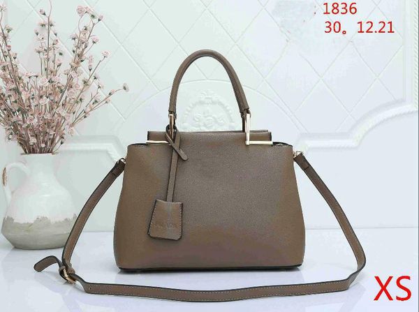 handbag designers bags shoulder flap crossbody chain bag wallets letters purse camera clutch women handbags 1836#30cm
handbag designers bags shoulder flap crossbody chain bag wallets letters purse camera clutch women handbags 1836#30cm