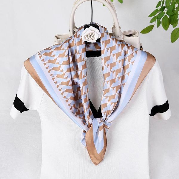 scarves 2021 simple print silk scarf women's 70*70cm small square professional work spring and summer thin, Blue;gray
scarves 2021 simple print silk scarf women's 70*70cm small square professional work spring and summer thin, Blue;gray