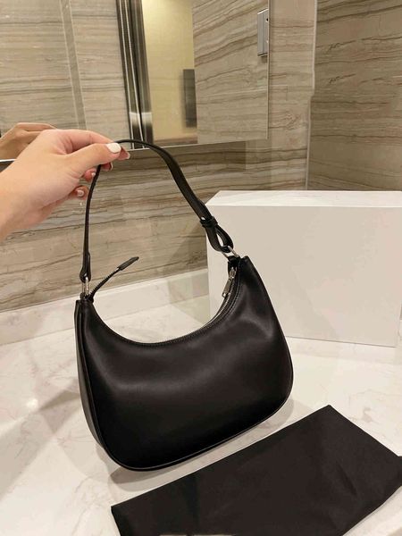 handbag women luxurys designers bags 2021 crossbody bag shoulder nylon female hobos body cosmeti purse zhouzhoubao123
handbag women luxurys designers bags 2021 crossbody bag shoulder nylon female hobos body cosmeti purse zhouzhoubao123