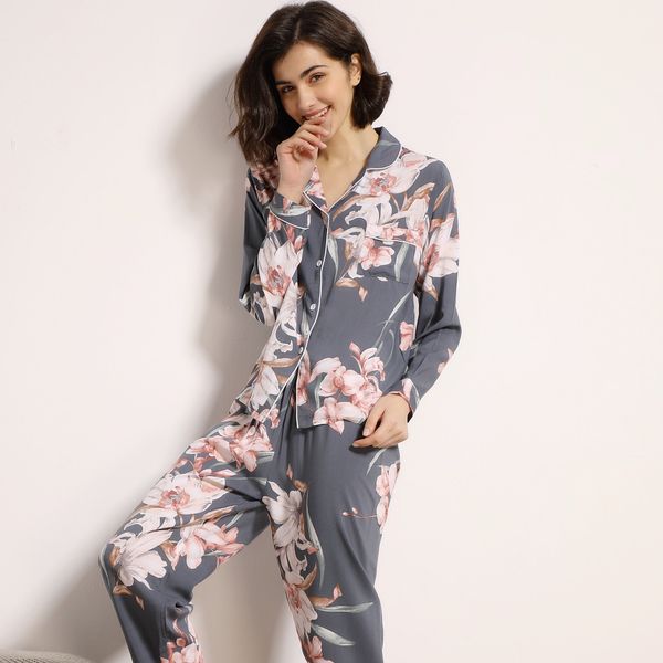 2021cotton long-sleeved long trousers women pajamas set for spring and summer autumn comfortable cardigan ladies cotton pajamas, Black;red
2021cotton long-sleeved long trousers women pajamas set for spring and summer autumn comfortable cardigan ladies cotton pajamas, Black;red