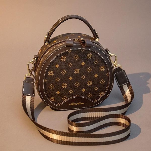 shoulder bags genuine leather women circular 2021 fashion all match vintage prints one ladies famous handbags sac luxe
shoulder bags genuine leather women circular 2021 fashion all match vintage prints one ladies famous handbags sac luxe