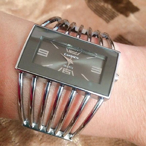 wristwatches women's watches hollow bangle bracelet quartz watch women wrist quality rose gold ladies clock zegarek damski, Slivery;brown
wristwatches women's watches hollow bangle bracelet quartz watch women wrist quality rose gold ladies clock zegarek damski, Slivery;brown