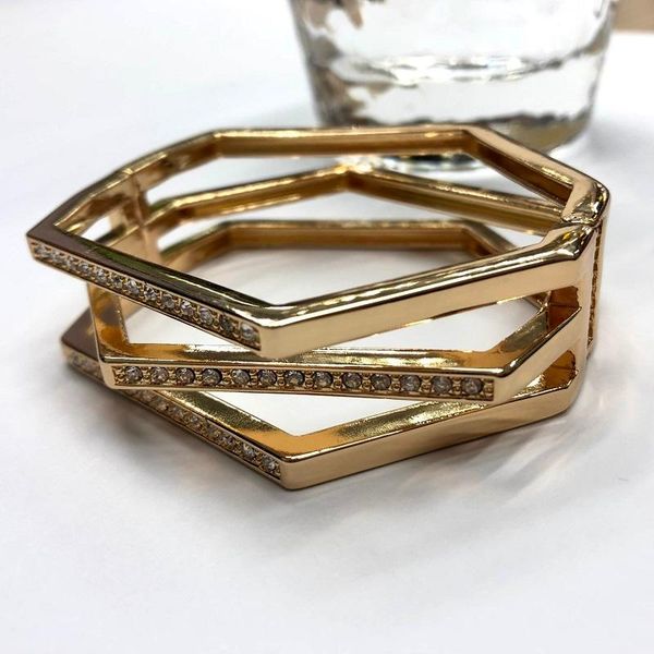 bangle bracelets for women girls stainless steel charm rose gold bracelet bangles fashion friendship 2021 tend jewelry femme gift, Black
bangle bracelets for women girls stainless steel charm rose gold bracelet bangles fashion friendship 2021 tend jewelry femme gift, Black
