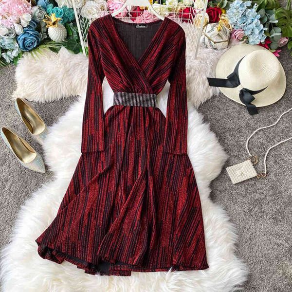 dresses spring autumn women solid color v-neck long sleeve bright silk vintage elegant party female vestidos, Black;gray
dresses spring autumn women solid color v-neck long sleeve bright silk vintage elegant party female vestidos, Black;gray