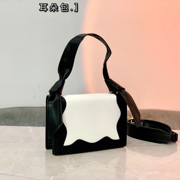 design s women contrast color hand women's korean version square bag messenger small one shoulder bag fashion
design s women contrast color hand women's korean version square bag messenger small one shoulder bag fashion
