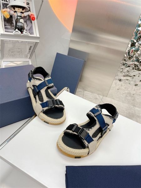 dio letter bow high heel shoes women runway pointed toe low heel shoes woman gladiaor sandals lady brand design mesh flat shoes, Red;white
dio letter bow high heel shoes women runway pointed toe low heel shoes woman gladiaor sandals lady brand design mesh flat shoes, Red;white