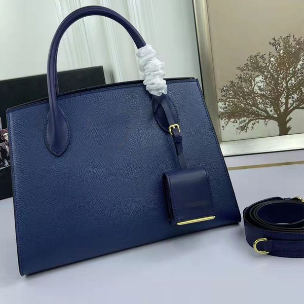tote bag crossbody bags handbagcowhide genuine leather thick shoulder strap letters hasp classic triangle decoration luxurys designers bags
tote bag crossbody bags handbagcowhide genuine leather thick shoulder strap letters hasp classic triangle decoration luxurys designers bags