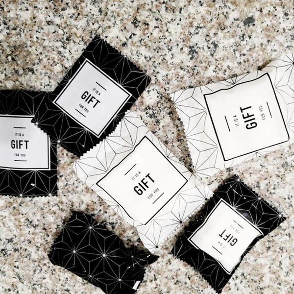 storage bags kitchen food supplies 100 pcs/pack geometric patterns thickening packing bag cookies biscuits gift
storage bags kitchen food supplies 100 pcs/pack geometric patterns thickening packing bag cookies biscuits gift