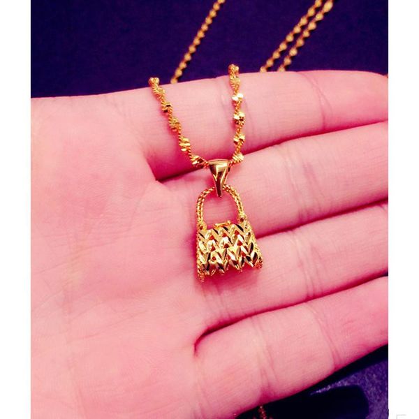 chains fashion pure gold color handbag shape pendant necklace for women,yellow filled charming women's wedding party jewelry, Silver
chains fashion pure gold color handbag shape pendant necklace for women,yellow filled charming women's wedding party jewelry, Silver