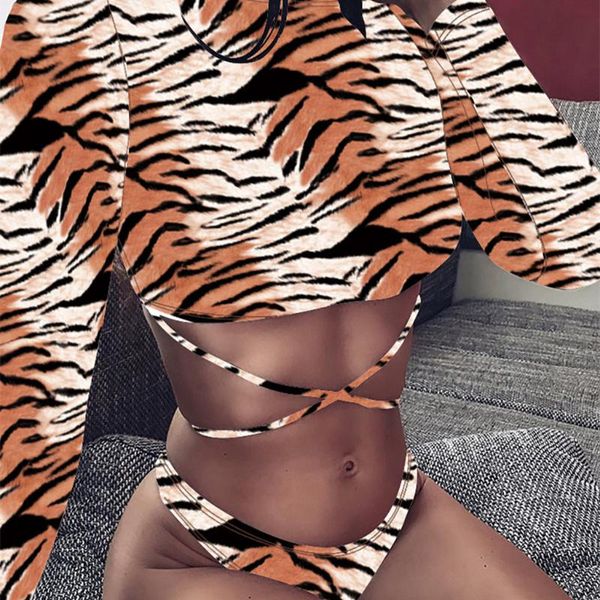 women's swimwear bikini print set swimsuit three piece filled bra beachwear fashion personality 2021 high quality, White;black
women's swimwear bikini print set swimsuit three piece filled bra beachwear fashion personality 2021 high quality, White;black