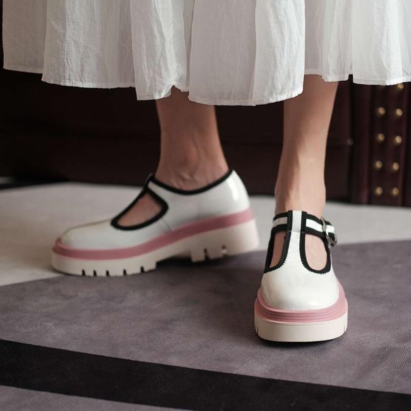 dress shoes 2021 spring arrival heel women's patent leather round toe high heels mary janes lady dating women pumps, Black
dress shoes 2021 spring arrival heel women's patent leather round toe high heels mary janes lady dating women pumps, Black