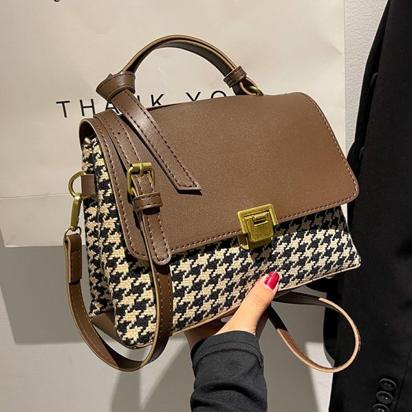 wholesale bag womens bag 2021 new trendy fashion retro all-match messenger bag autumn and winter texture western style handbag
wholesale bag womens bag 2021 new trendy fashion retro all-match messenger bag autumn and winter texture western style handbag