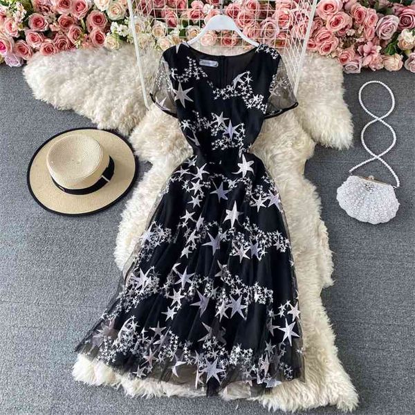 summer round neck short-sleeved star embroidery vestidos women's waist slimming mesh puff midi dress gk171 210507, Black;gray
summer round neck short-sleeved star embroidery vestidos women's waist slimming mesh puff midi dress gk171 210507, Black;gray