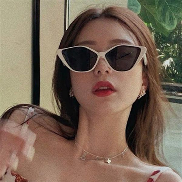 sunglasses 2021 european and american cat-eye retro korean women men polarized wild street pography travel beach trend, White;black
sunglasses 2021 european and american cat-eye retro korean women men polarized wild street pography travel beach trend, White;black