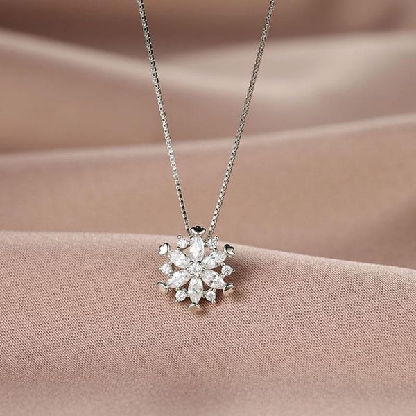 chains 925 sterling silver necklace shiny cubic zircon snowflake pendant fashion clavicle chain exquisite choker gift for women girl
chains 925 sterling silver necklace shiny cubic zircon snowflake pendant fashion clavicle chain exquisite choker gift for women girl