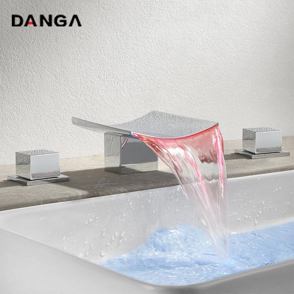 basin faucets bathroom tap brass bathtub faucet and cold mixing three-hole cabinet waterfall sink 
basin faucets bathroom tap brass bathtub faucet and cold mixing three-hole cabinet waterfall sink