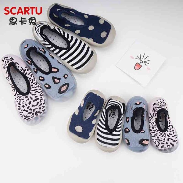 ska rabbit children's floor spring summer pure cotton soft soled non slip parent-child shoes and socks
ska rabbit children's floor spring summer pure cotton soft soled non slip parent-child shoes and socks