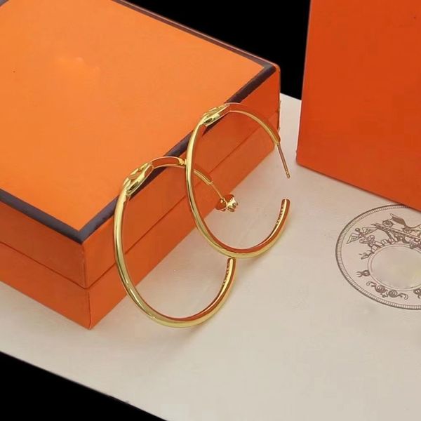 donia jewelry luxury stud european and american fashion letters titanium steel three-color creative designer earrings gift with box, Golden;silver
donia jewelry luxury stud european and american fashion letters titanium steel three-color creative designer earrings gift with box, Golden;silver