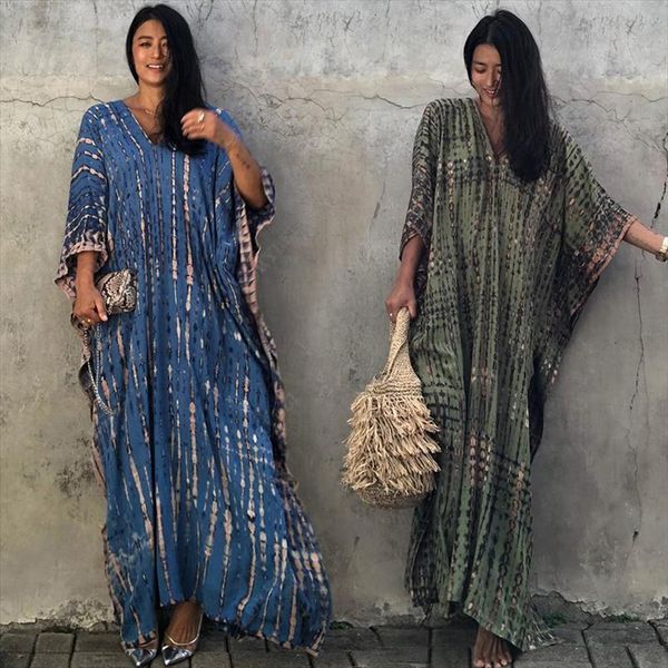 bohemian printed v neck women dress batwing sleeve side split loose for clothes plus size beachwear maxi n1218, Black;gray
bohemian printed v neck women dress batwing sleeve side split loose for clothes plus size beachwear maxi n1218, Black;gray