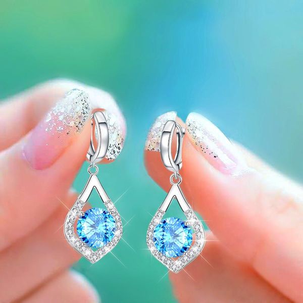 simple female blue pink crystal earrings classic silver color hoop luxury round zircon stone wedding for women & huggie, Golden;silver
simple female blue pink crystal earrings classic silver color hoop luxury round zircon stone wedding for women & huggie, Golden;silver