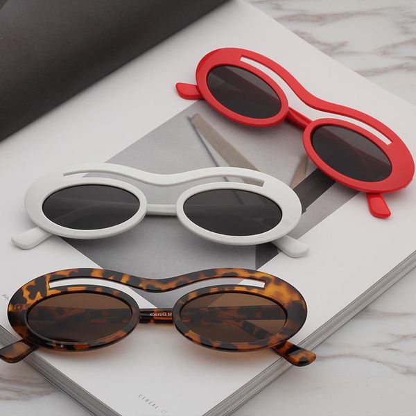 sunglasses 2021 fashionable hollow out for women men casual vintage street style uv400 shades eyewear zonnebril dames, White;black
sunglasses 2021 fashionable hollow out for women men casual vintage street style uv400 shades eyewear zonnebril dames, White;black