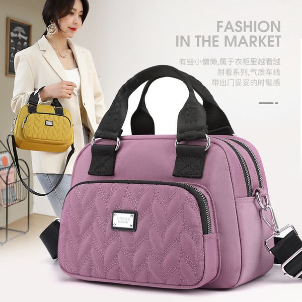 Women's Single Shoulder 2021 Light Nylon Cloth Outdoor Travel Handbag Trend Embroidered Messenger Bag
Women's Single Shoulder 2021 Light Nylon Cloth Outdoor Travel Handbag Trend Embroidered Messenger Bag