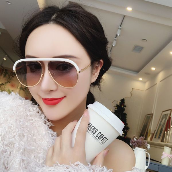 new designer optical glasses frame big pilot gold-plated vintage style women sunglasses simple and unique lens design wear a pearl chain, Black
new designer optical glasses frame big pilot gold-plated vintage style women sunglasses simple and unique lens design wear a pearl chain, Black