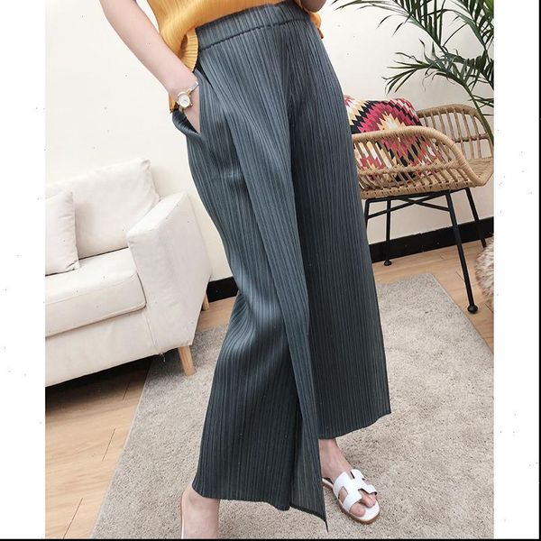 loose pleated famale summer slim women pant straight wide leg stretch fabirc trousers fashion yj620, Black;white
loose pleated famale summer slim women pant straight wide leg stretch fabirc trousers fashion yj620, Black;white