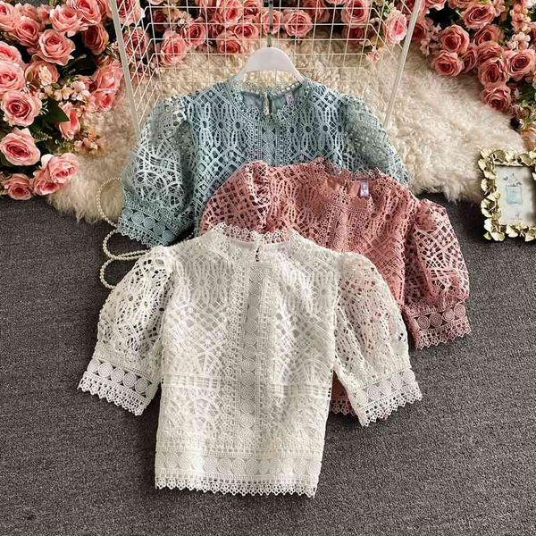 summer pink/blue/white hollow out lace short blouse women elegant o-neck puff sleeve vintage shirt female fashion 210426
summer pink/blue/white hollow out lace short blouse women elegant o-neck puff sleeve vintage shirt female fashion 210426