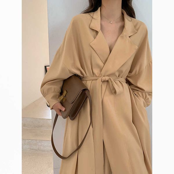 autumn high fashion trench coat with belt classic oversize waterproof raincoat loose outerwear quality 210608, Tan;black
autumn high fashion trench coat with belt classic oversize waterproof raincoat loose outerwear quality 210608, Tan;black