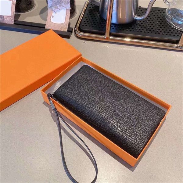 2021 casual designer bags men's luxury quality clutch bag shoulder handbag handbags wallet high-end personality versatile simple and
2021 casual designer bags men's luxury quality clutch bag shoulder handbag handbags wallet high-end personality versatile simple and