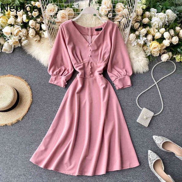 neploe chiffon single breasted dress women fashion v neck short sleeve vestidos summer elegant slim waist female dresses 210423, Black;gray
neploe chiffon single breasted dress women fashion v neck short sleeve vestidos summer elegant slim waist female dresses 210423, Black;gray