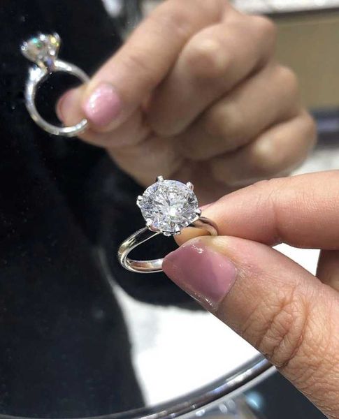 cluster rings luxury 100% 925 sterling silver 2ct round diamond wedding engagement cocktail women six gemstone ring fine jewelry, Golden;silver
cluster rings luxury 100% 925 sterling silver 2ct round diamond wedding engagement cocktail women six gemstone ring fine jewelry, Golden;silver