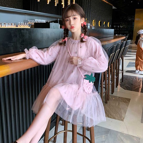 children's drs spring and autumn 3 girls 4 skirts 5 net red 6 fashion 7 foreign children's cloth 8 years old, Black;gray
children's drs spring and autumn 3 girls 4 skirts 5 net red 6 fashion 7 foreign children's cloth 8 years old, Black;gray