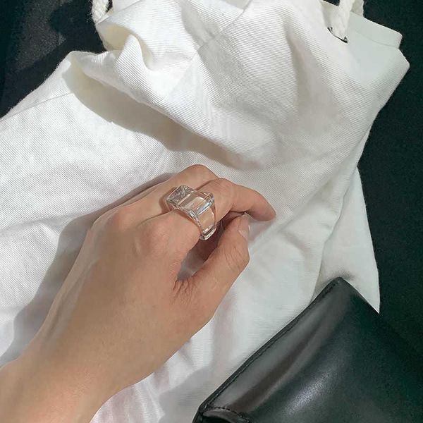 wedding rings irregular resin ring female fashion niche design cool wind simple personality index finger, Slivery;golden
wedding rings irregular resin ring female fashion niche design cool wind simple personality index finger, Slivery;golden