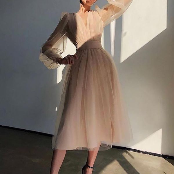 casual dresses autumn 2021, the fairy street lantern sleeve wind receive show thin waist temperament gauze dress, Black;gray
casual dresses autumn 2021, the fairy street lantern sleeve wind receive show thin waist temperament gauze dress, Black;gray