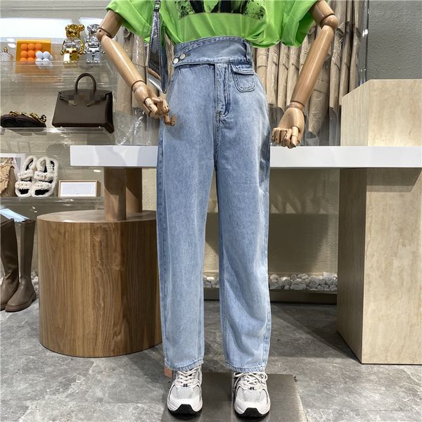 nicho design two side buttons high waist wash jeans versatile light straight pants, Blue
nicho design two side buttons high waist wash jeans versatile light straight pants, Blue
