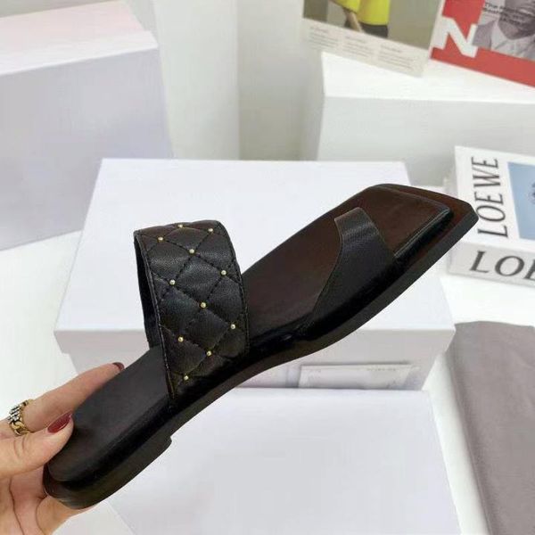 slippers women's shoes summer 2021 designer brand leather ladies casual home fashion flats sandal 35-41eur, Black
slippers women's shoes summer 2021 designer brand leather ladies casual home fashion flats sandal 35-41eur, Black