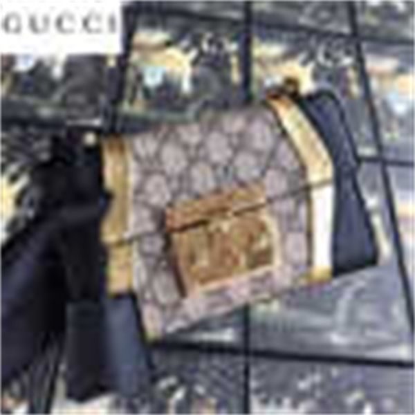 wallet belt bags brand clutches bags designer bags mini bag luxury purse long ynrn chain wallets 432182pvc evening women, Red;blue 
wallet belt bags brand clutches bags designer bags mini bag luxury purse long ynrn chain wallets 432182pvc evening women, Red;blue