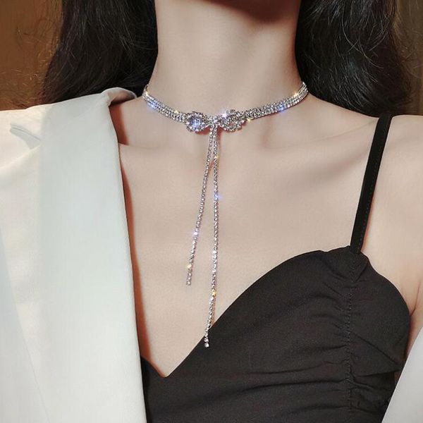 chokers 2021 flash diamond bow neck chain long tassel choker for women korean temperament fashion bling short necklace jewelry, Golden;silver
chokers 2021 flash diamond bow neck chain long tassel choker for women korean temperament fashion bling short necklace jewelry, Golden;silver