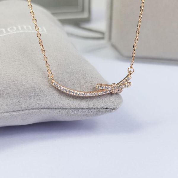 chains smile bow necklace women's light luxury fashion jewelry inlaid zircon clavicle, Silver
chains smile bow necklace women's light luxury fashion jewelry inlaid zircon clavicle, Silver