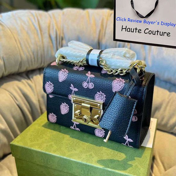 mini crossbody bag luxurys bags letter printing berry designs padlock handbag fashion style women bags 4 colors with box
mini crossbody bag luxurys bags letter printing berry designs padlock handbag fashion style women bags 4 colors with box
