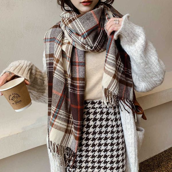 korean dongdamen coffee scarf female student style color matching plaid shawl couple warm bib, Blue;gray
korean dongdamen coffee scarf female student style color matching plaid shawl couple warm bib, Blue;gray